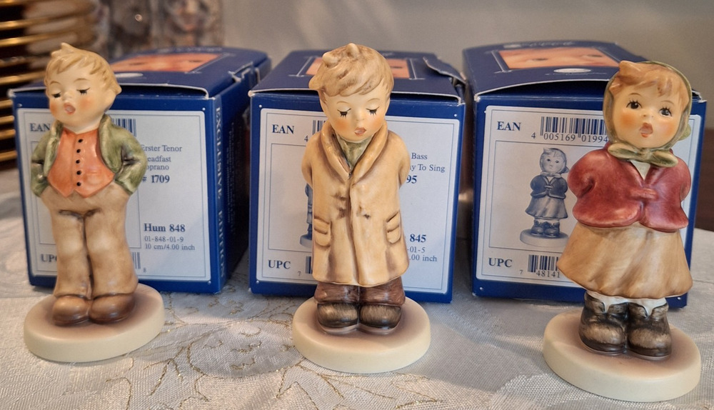 Goebel Hummel Kinder Choir Figurine Lot of 3 Club Exclusives w/ Boxes